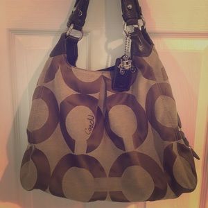 Coach classic brown and cream shoulder bag.